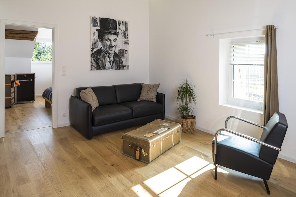 B&B 7E Art Vevey Room photo
